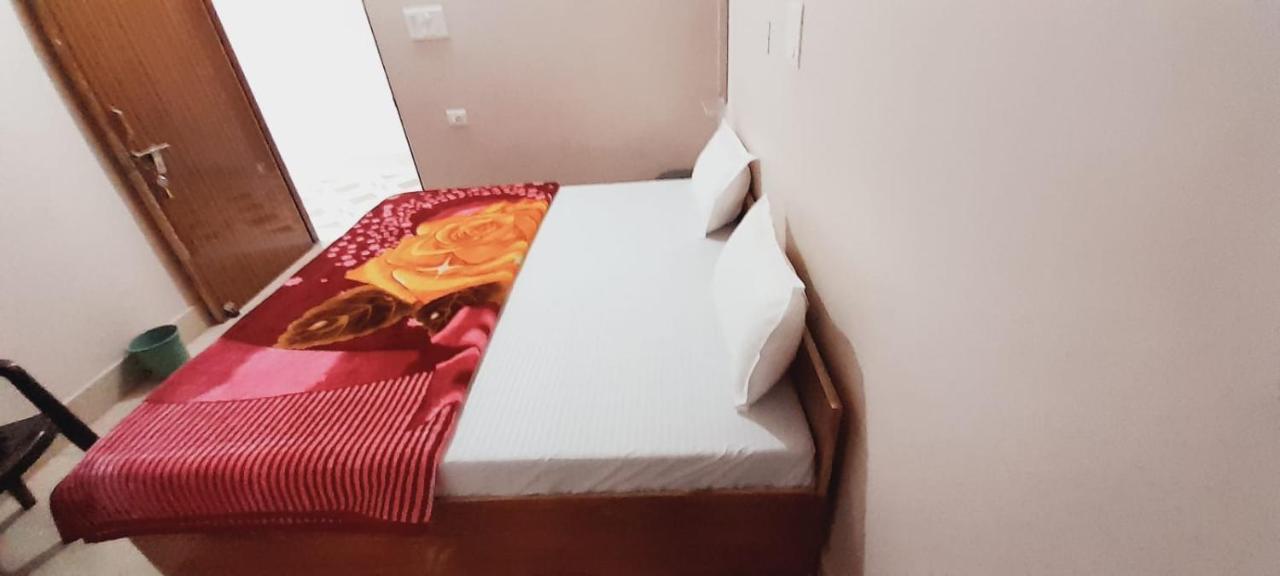 Monika Home Stay Rishikesh Ngoại thất bức ảnh