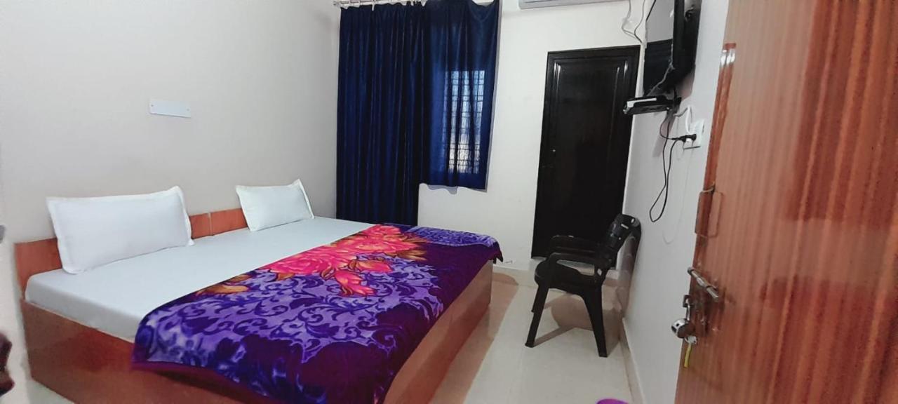 Monika Home Stay Rishikesh Ngoại thất bức ảnh