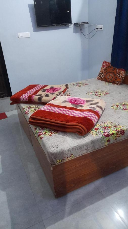 Monika Home Stay Rishikesh Ngoại thất bức ảnh